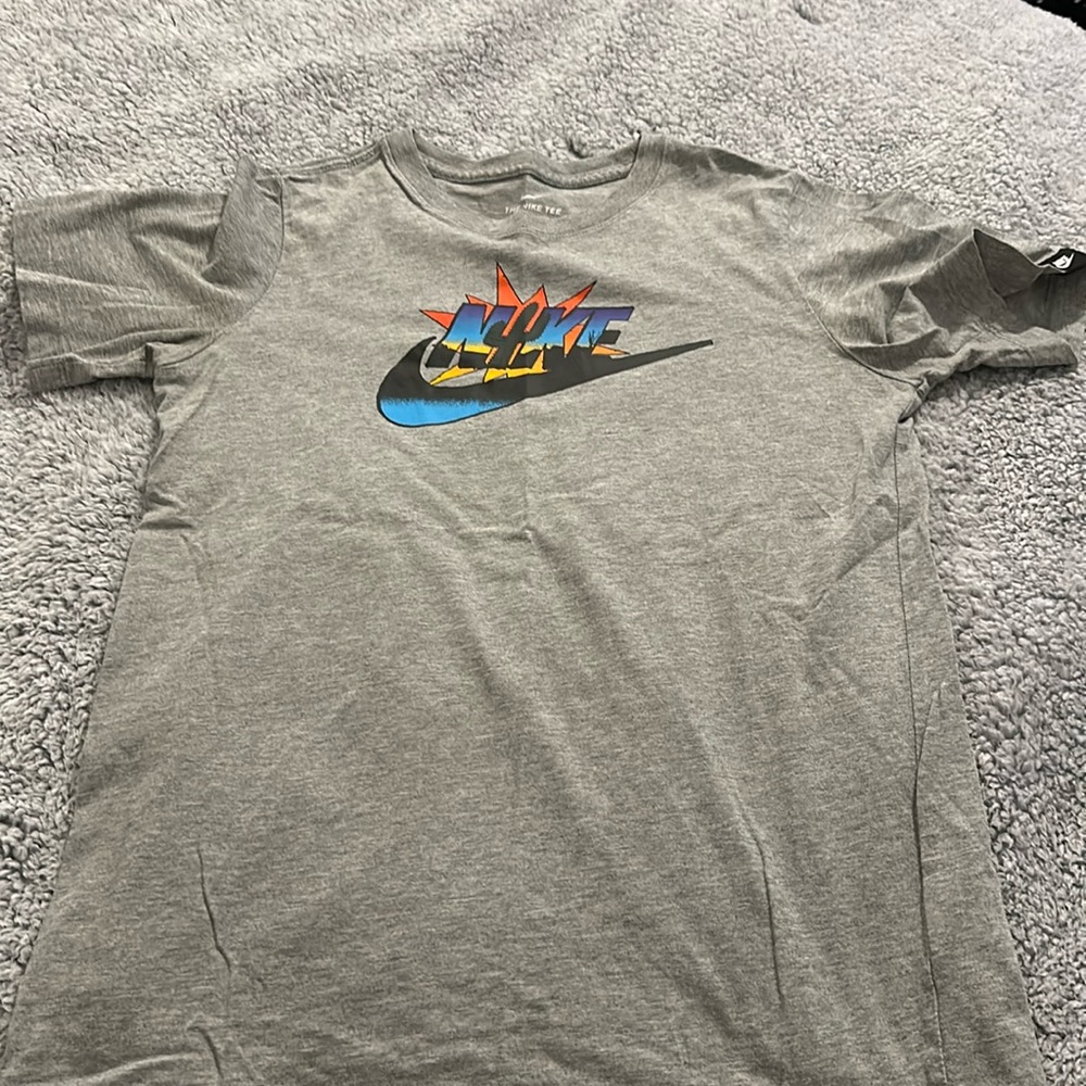 Boys Nike T-shirt